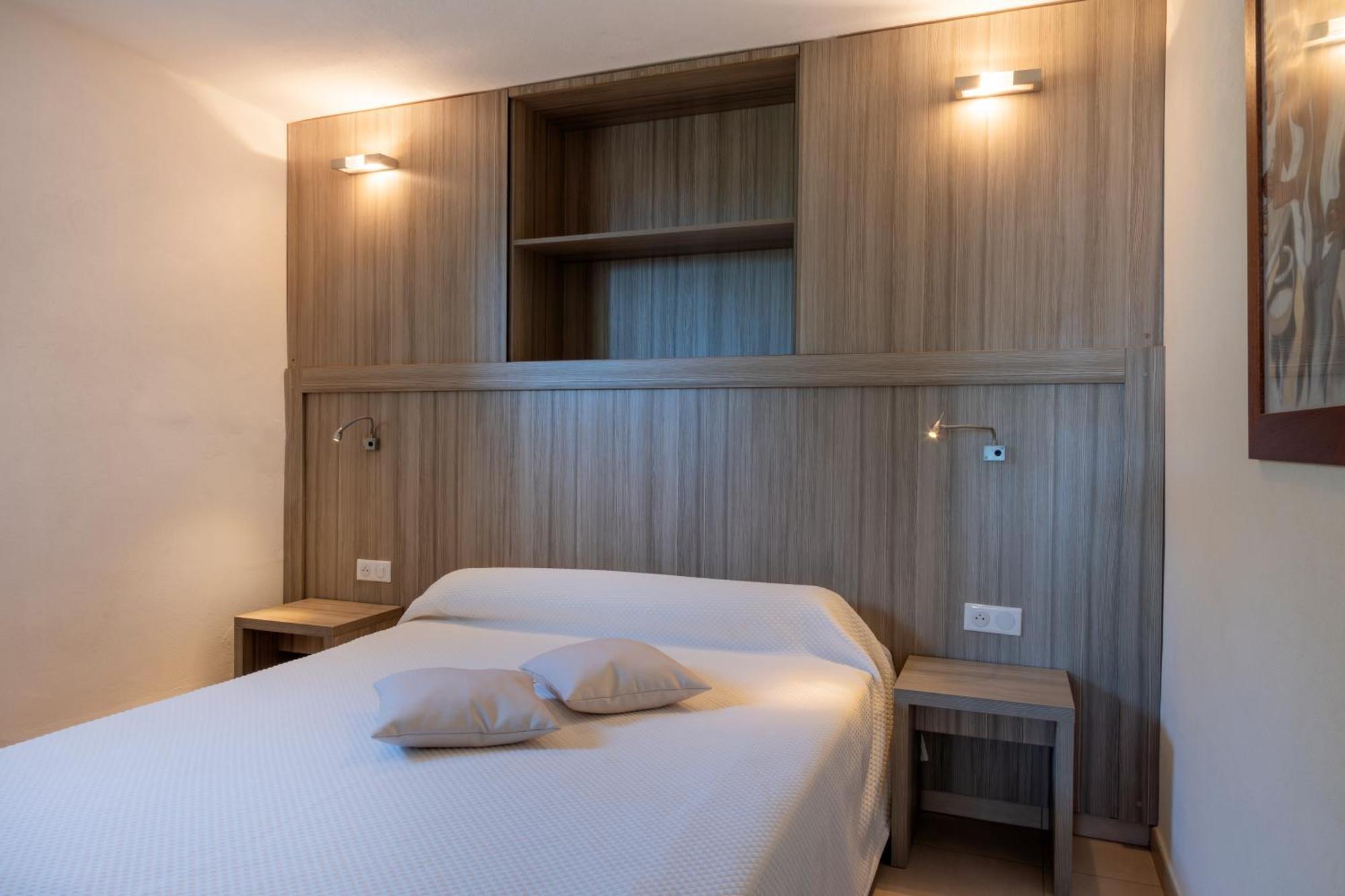 Hotel Et Residence Ta Kladia - Omigna การ์แฌส ภายนอก รูปภาพ